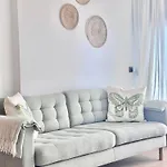 Апартаменти Ocean View Haven, Perla Del Mar *