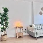 Апартаменти Ocean View Haven, Perla Del Mar *