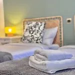 Ocean View Haven, Perla Del Mar * Адехе