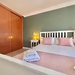 Ocean View Haven, Perla Del Mar * Адехе