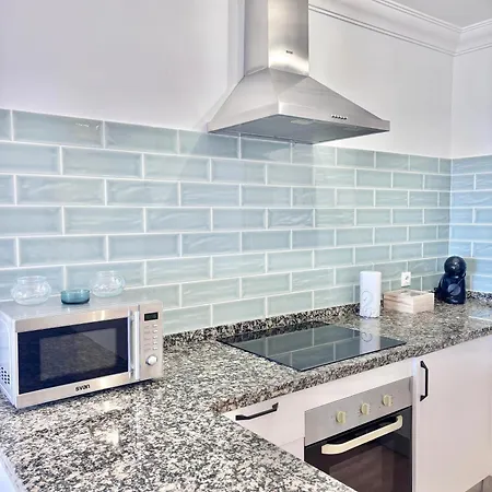 Ocean View Haven, Perla Del Mar 公寓 阿德耶
