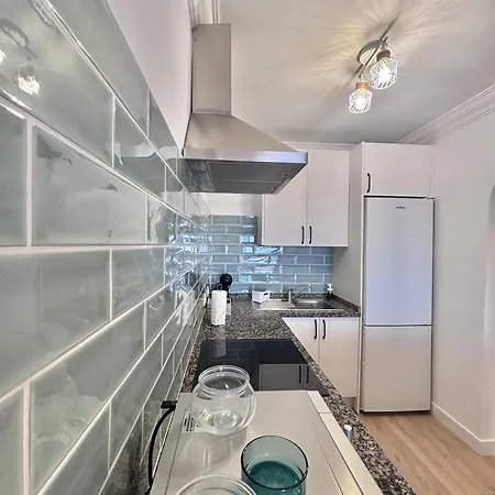 Ocean View Haven, Perla Del Mar Адехе