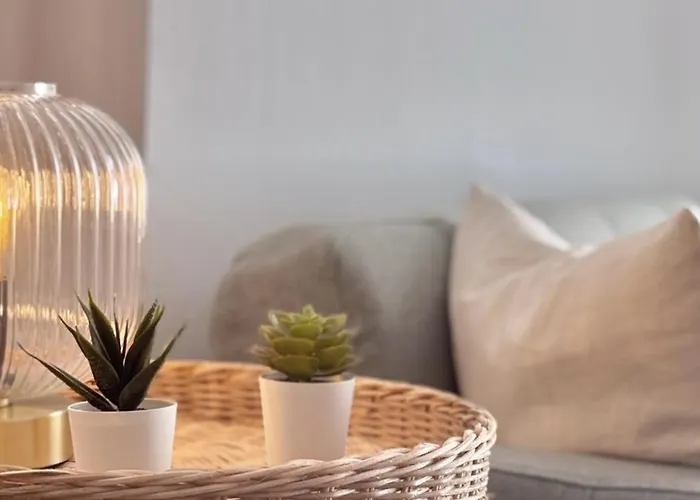 Ocean View Haven, Perla Del Mar Apartment